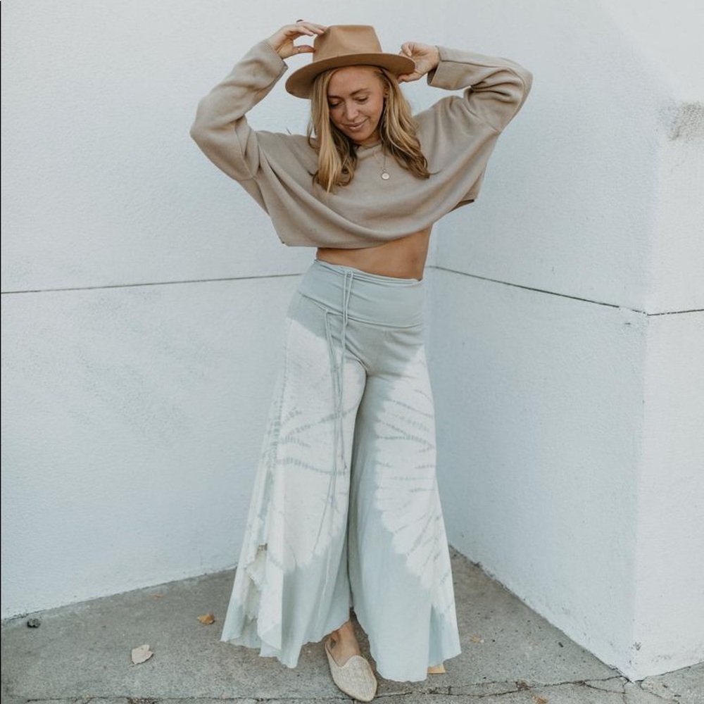 Tadasana Pant - designer hemp 4-way fitting pant